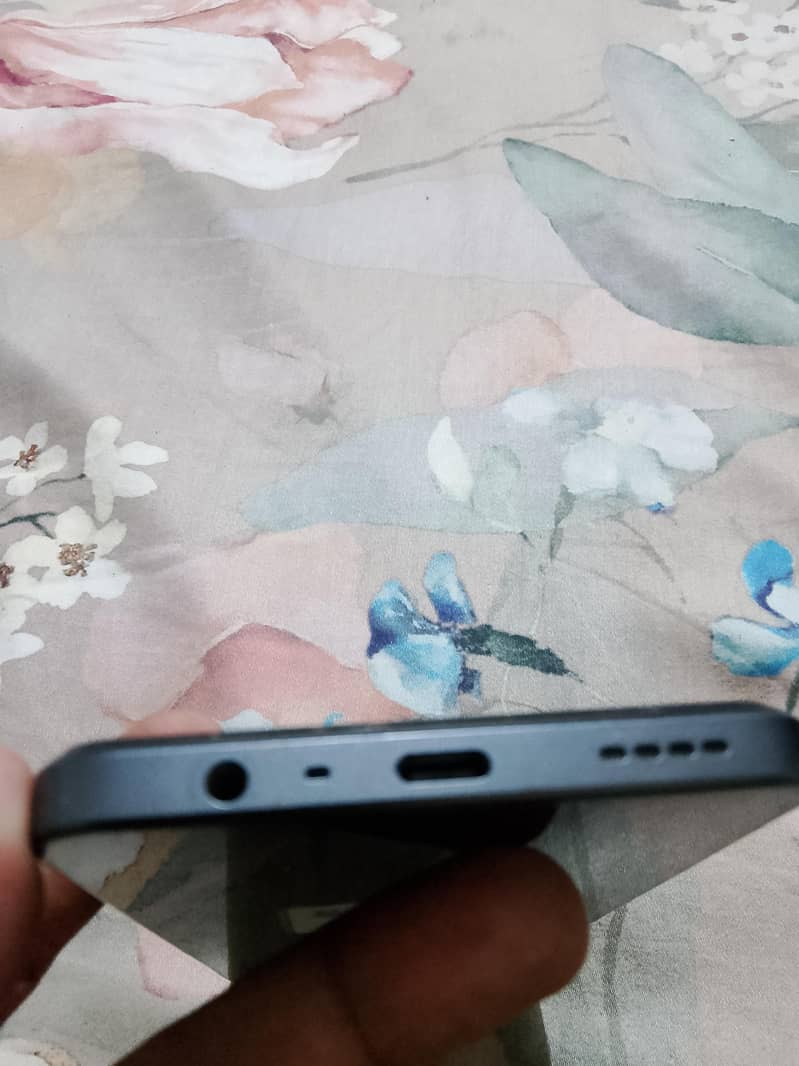 Realme Note 60x 3