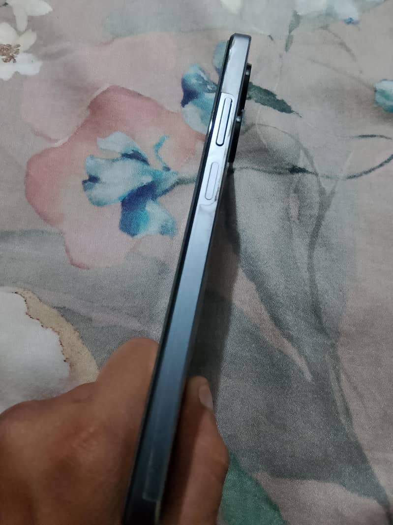 Realme Note 60x 4