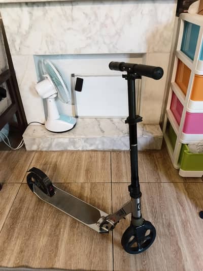 Imported Oxelo Mid 9 Scooter