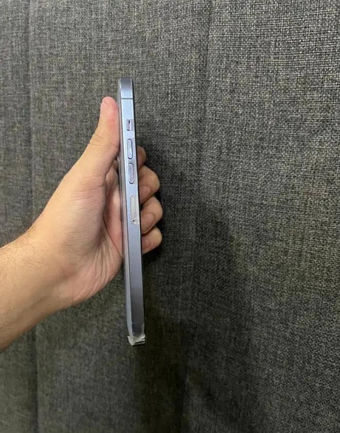 Apple iPhone 13 Pro Max 2