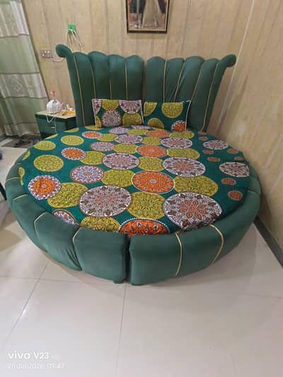 round bed set for sale