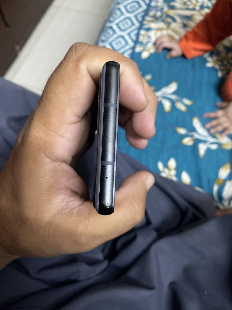 Google Pixel 6a 4