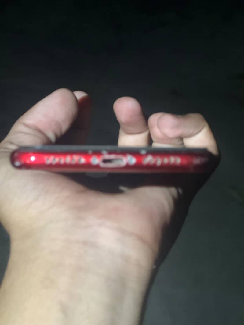 Apple iPhone X 4