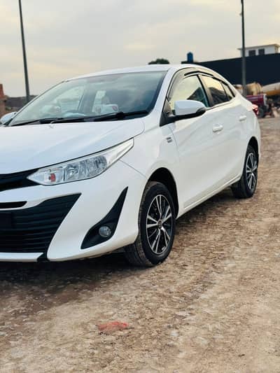 Toyota Yaris Available for Rent With Driver | Daily & Monthly