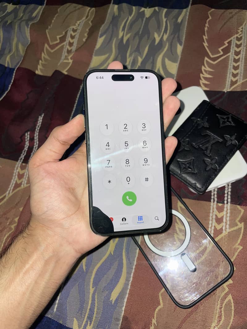 Apple iPhone 15 8