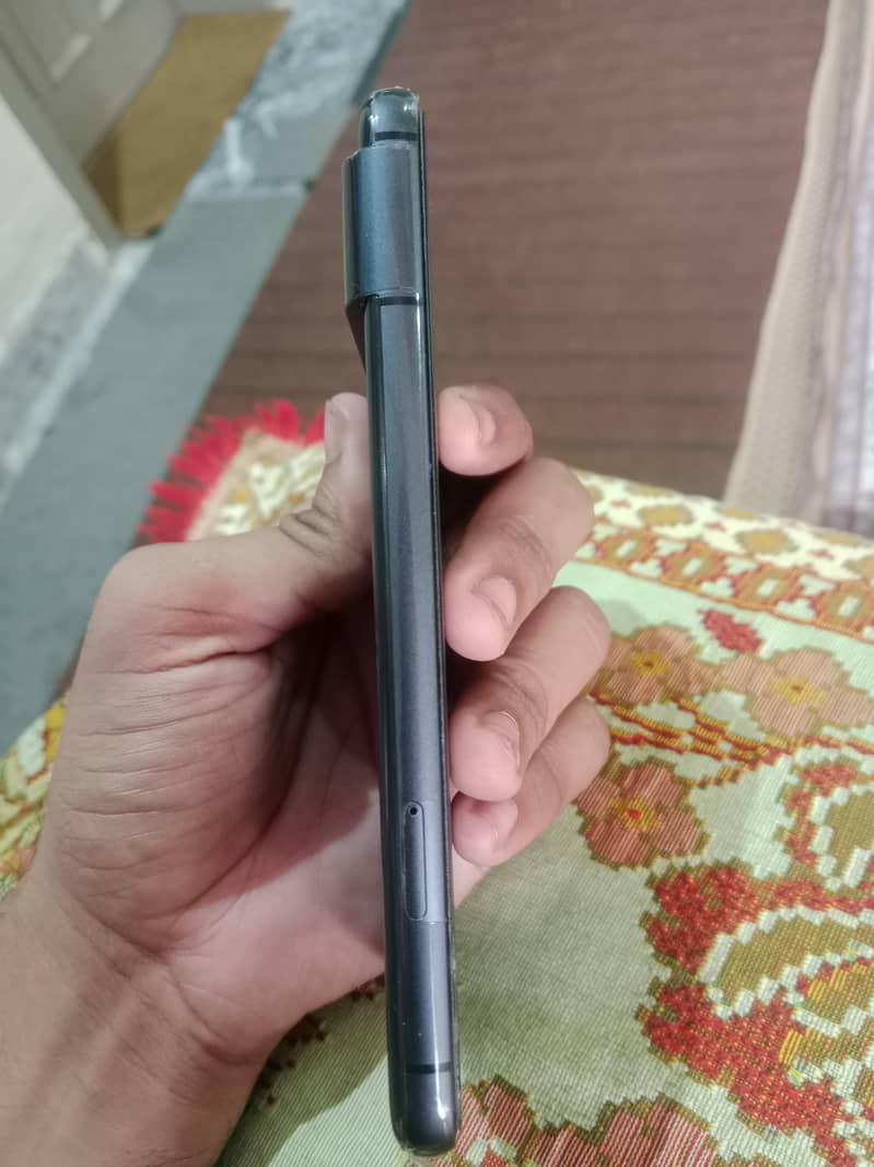 Google Pixel 8 2