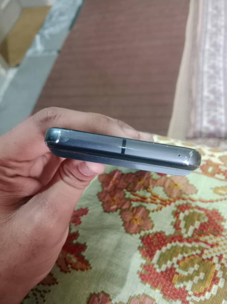 Google Pixel 8 3