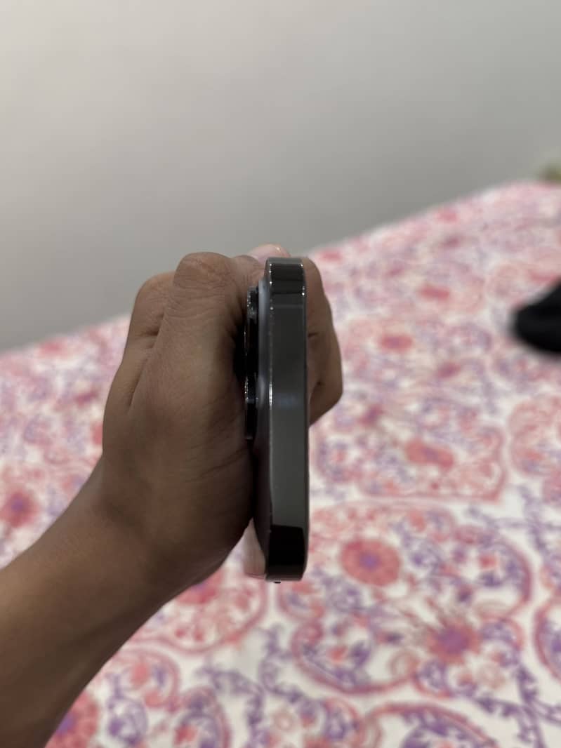 Apple iPhone 14 Pro 4