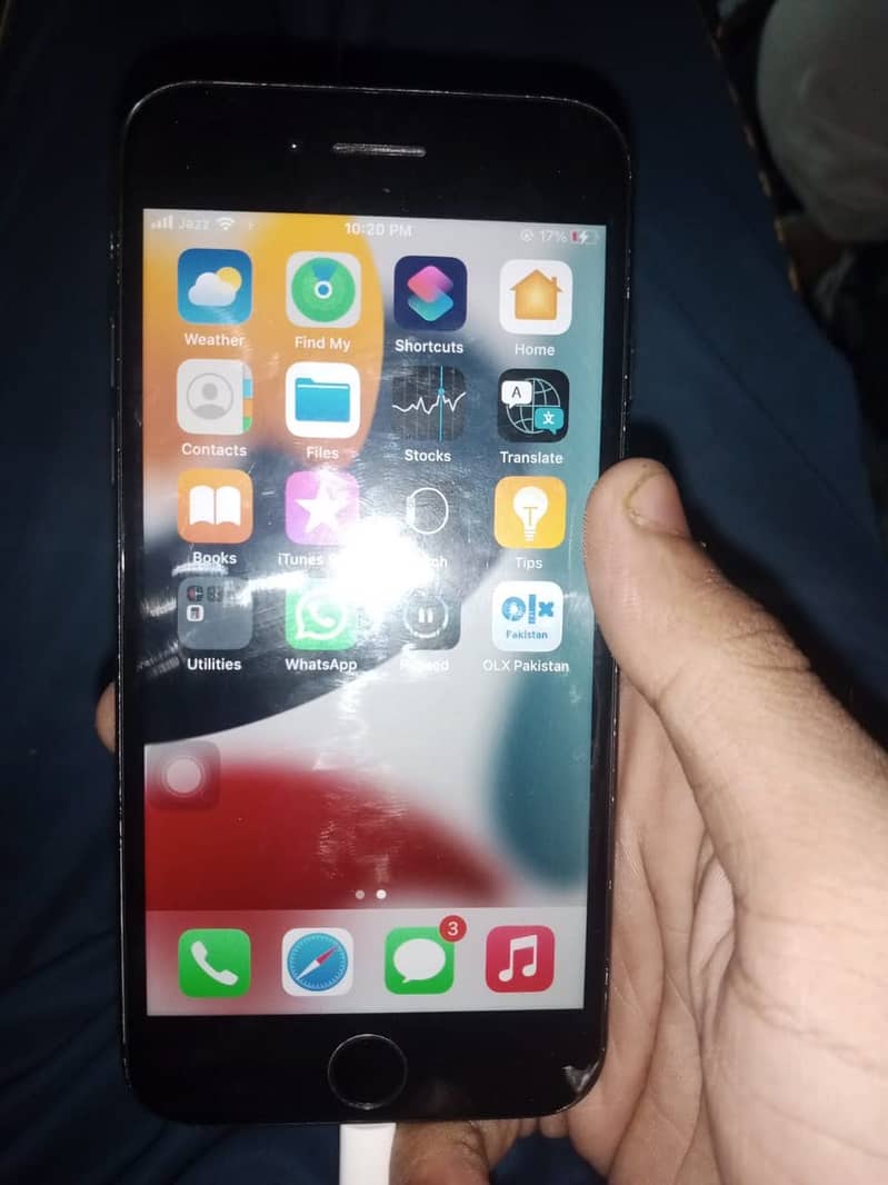 Apple iPhone 7 3