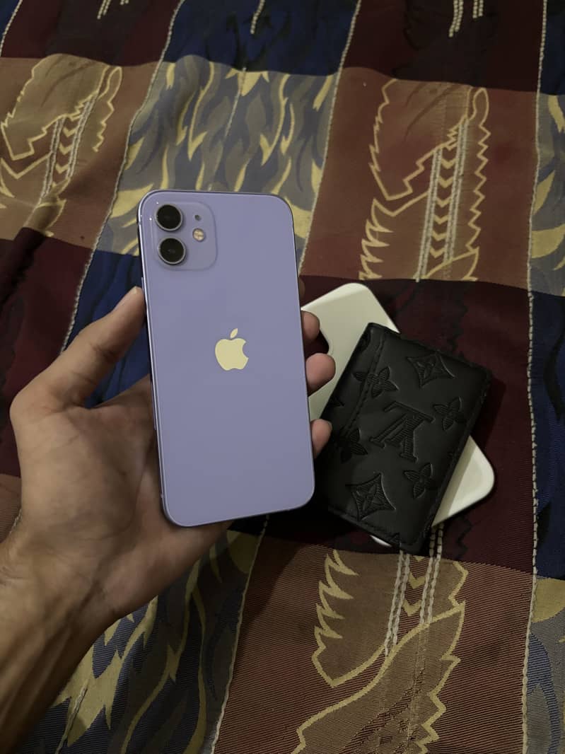 Apple iPhone 12 5