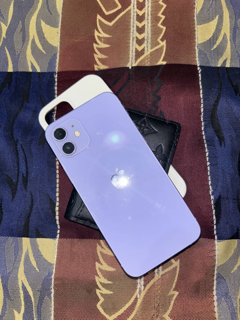 Apple iPhone 12 7