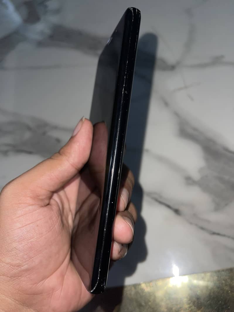 Samsung Mobile S9 Plus 3