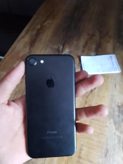 Apple iPhone 7 Whatsapp::03095985710
