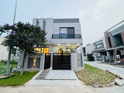5 Marla Luxury Corner House Facing Park for Sale in DHA 9 Town |