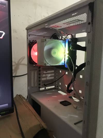 ASRock AMD B650E PG-ITX WiFi AM5 MOTHERBOARD Lian Li itx case