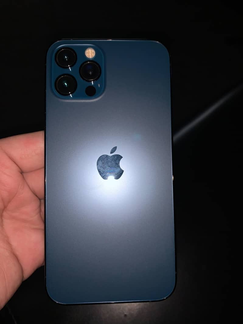 Apple iPhone 12 Pro 1