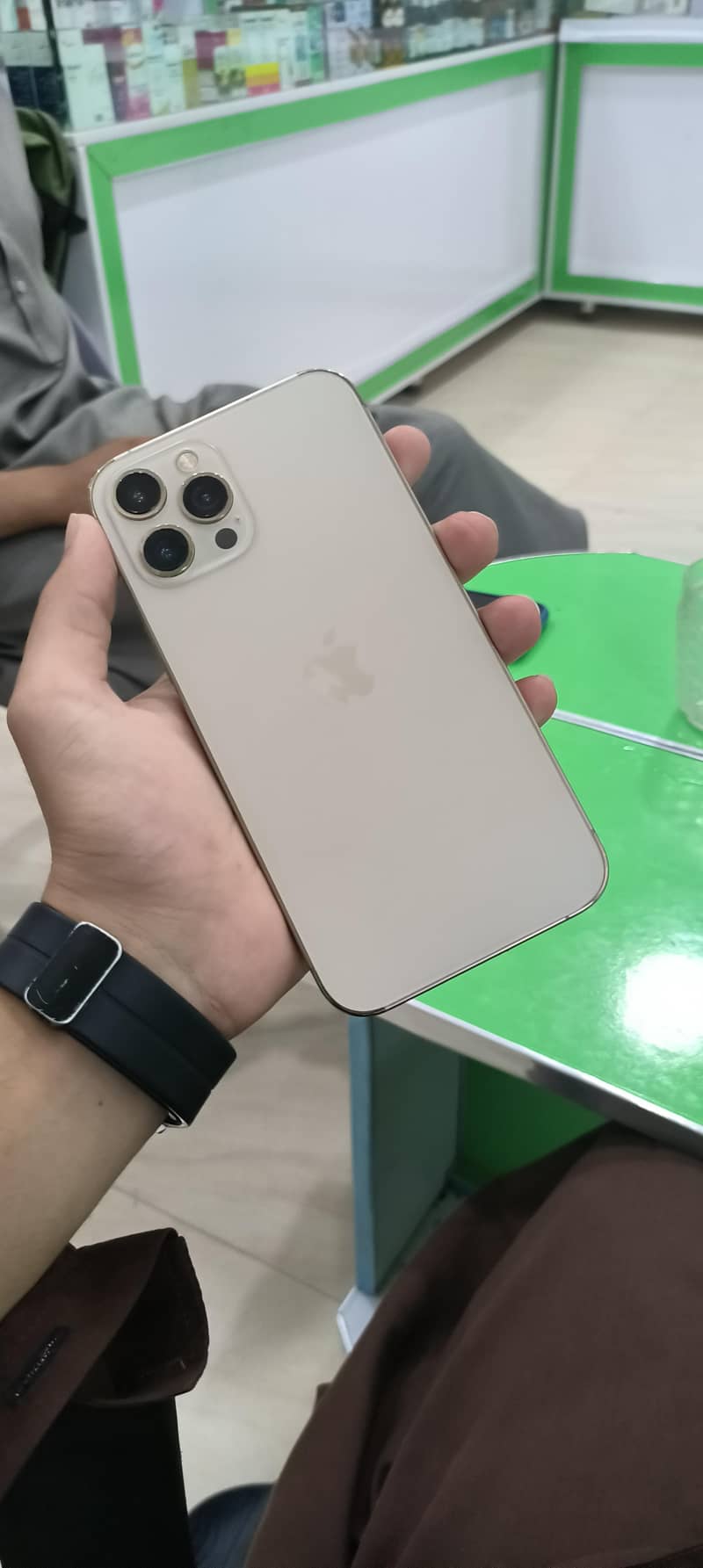 Apple iPhone 12 Pro Max 0