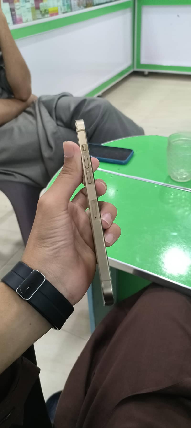 Apple iPhone 12 Pro Max 3