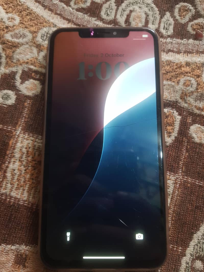 Apple iPhone XS Max 7