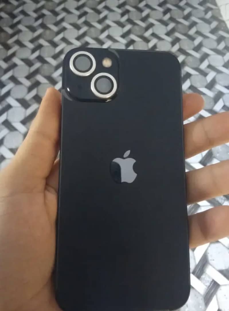 Apple iPhone 13 1