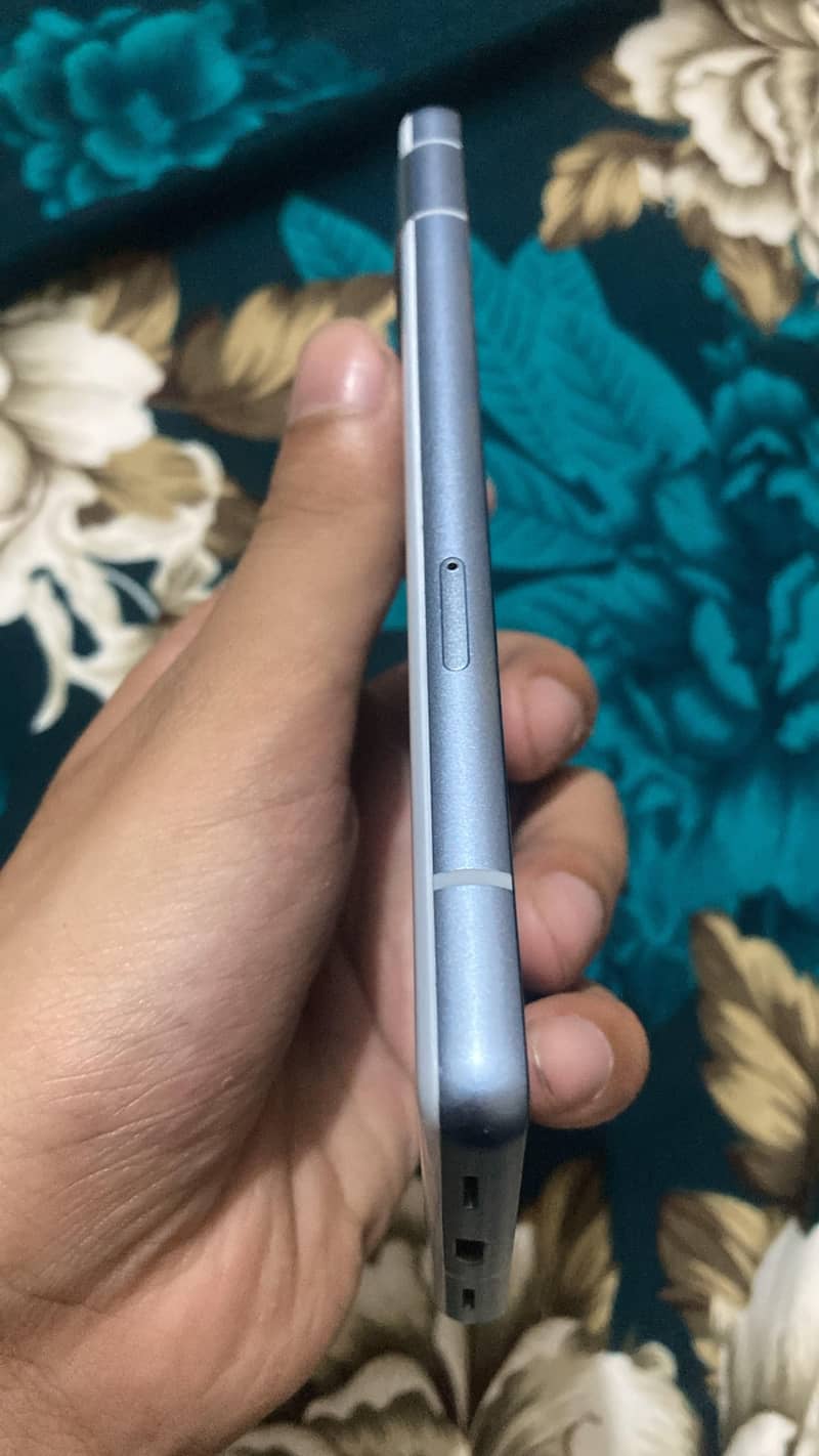 Google Pixel 7a 4