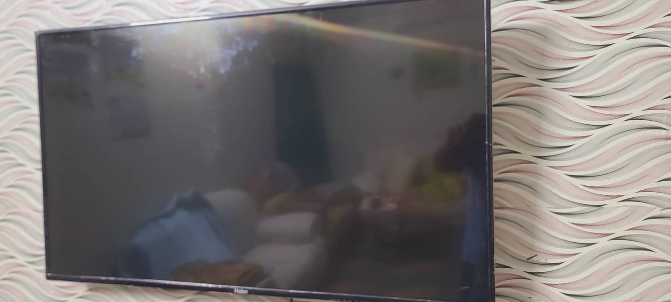 Haier 43" 5