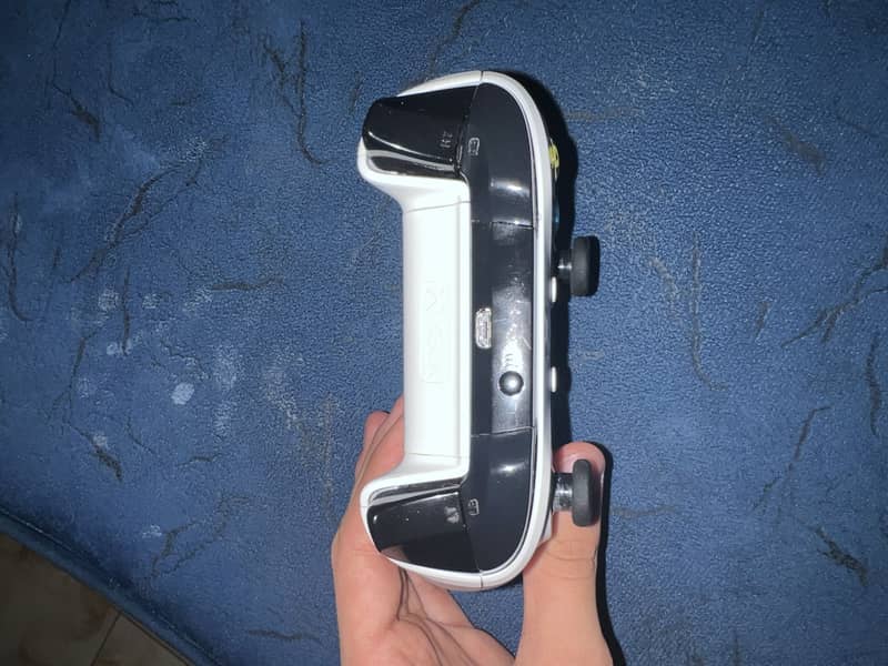 XBOX ORIGINAL CONTROLLER WITH BAG 1