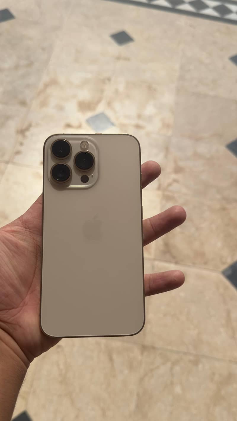 Apple iPhone 13 Pro 0