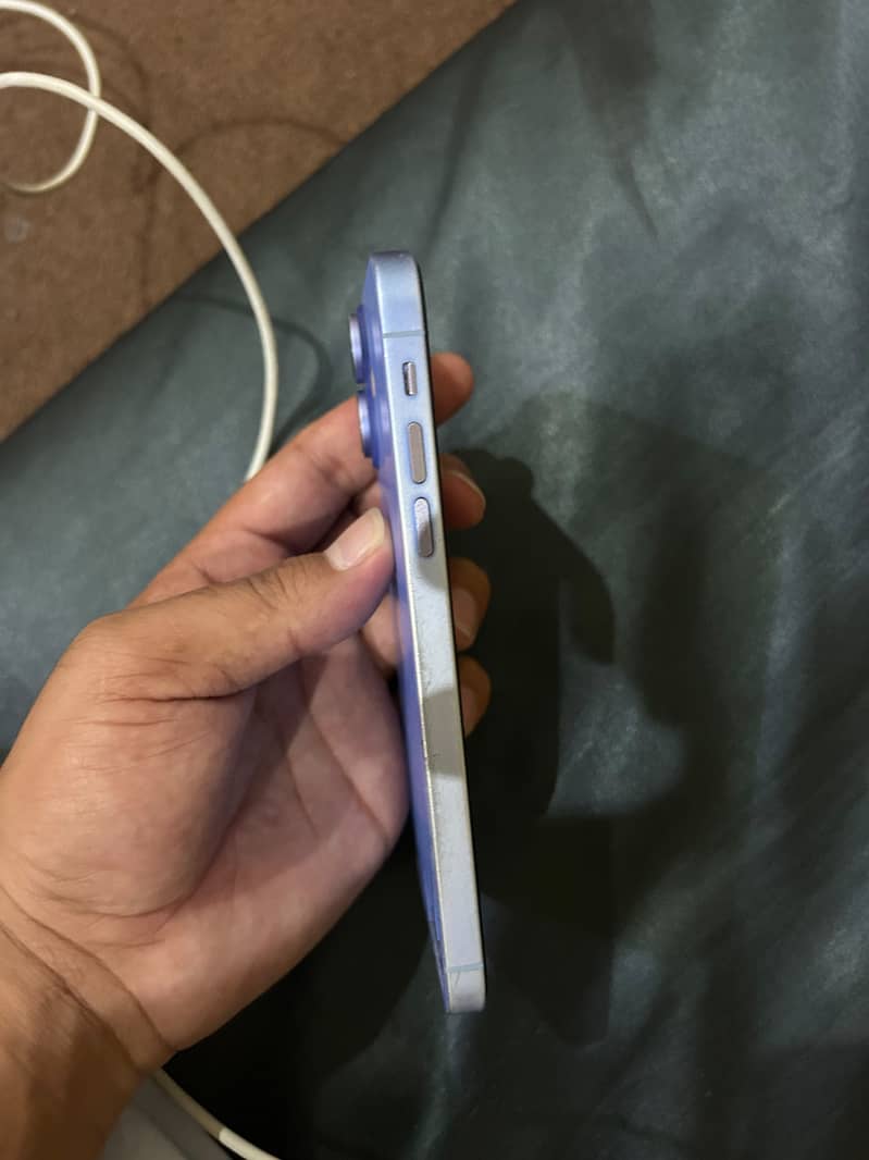 Apple iPhone XR 4