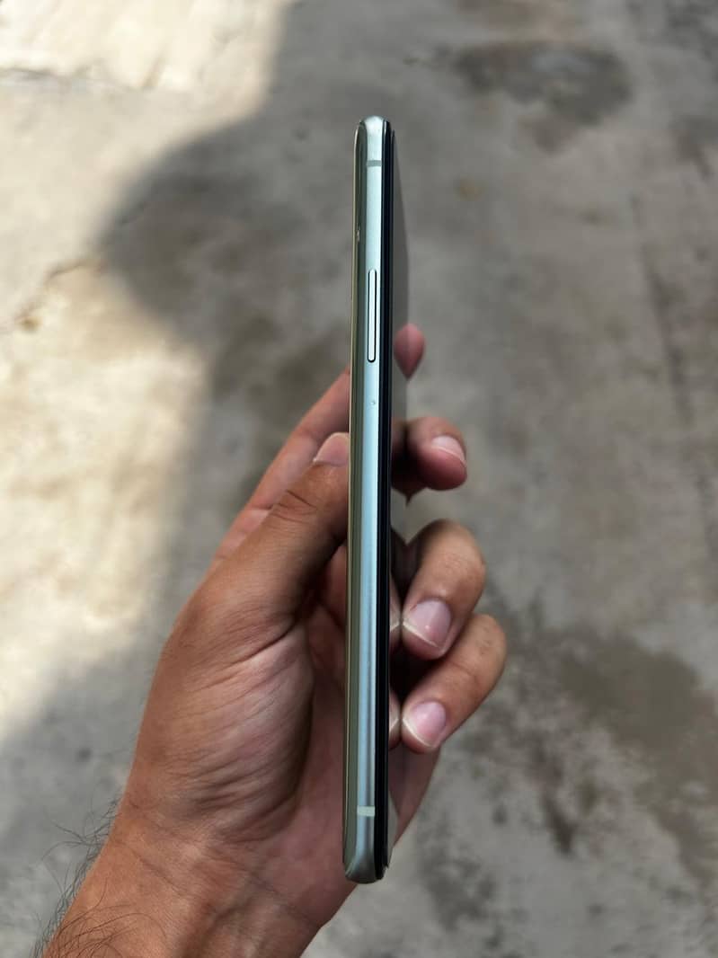 One Plus 9R 4
