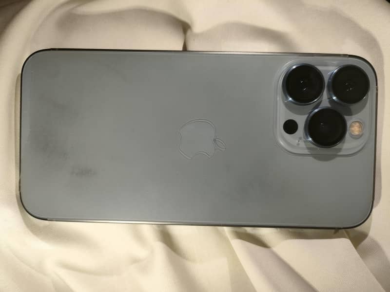 Apple iPhone 13 Pro 6