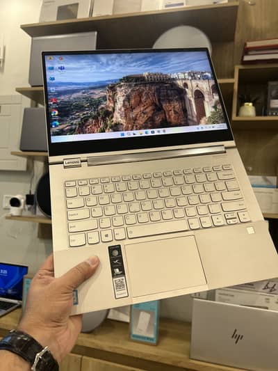 Lenovo Yoga C930  Core i7 8th Generation