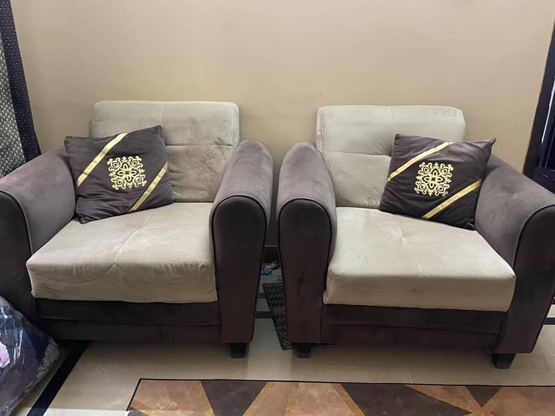 Sofa for Sell 4