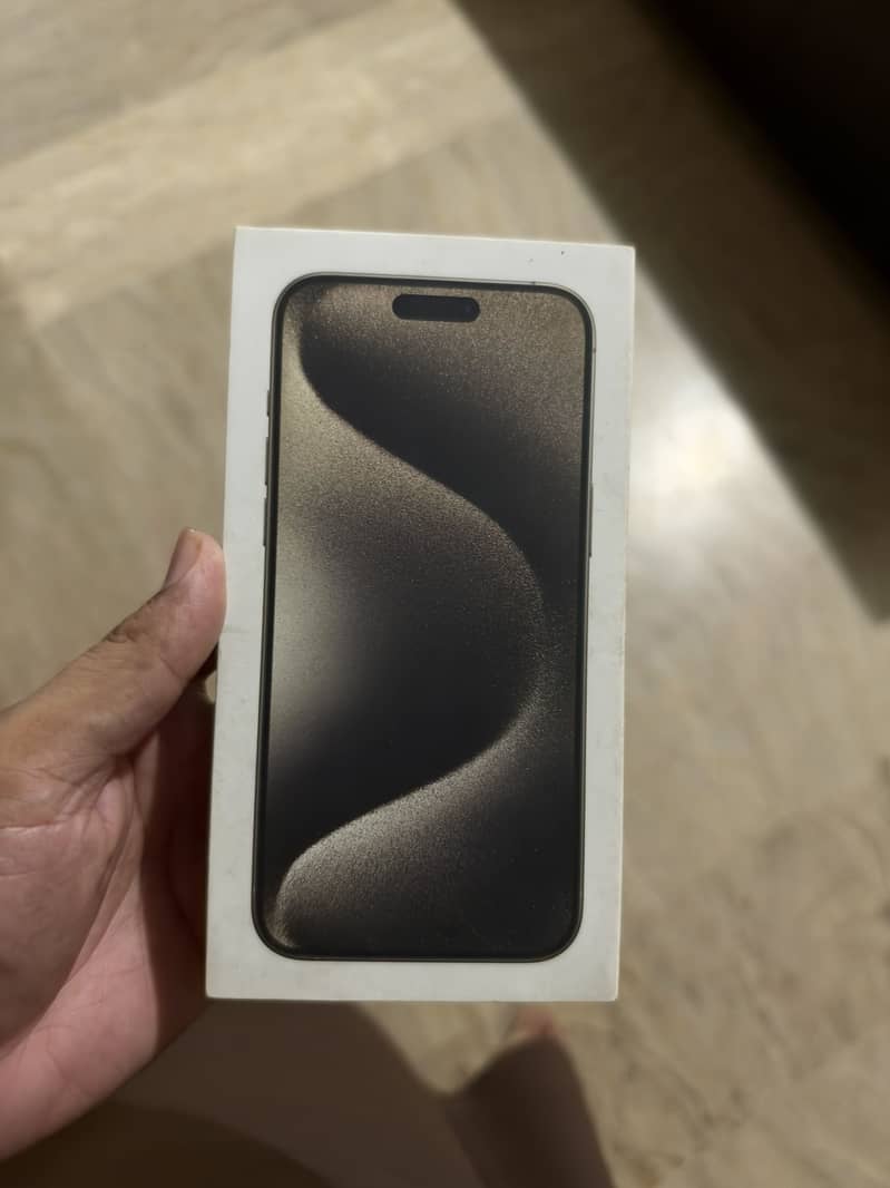 Apple iPhone 15 Pro Max 6