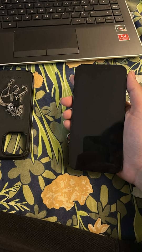 Apple iPhone 12 2