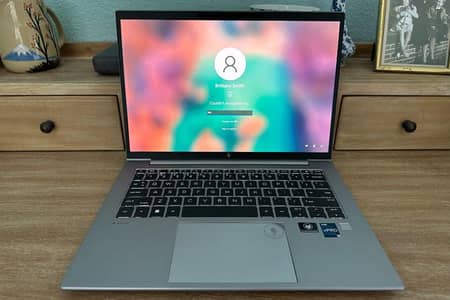 HP ZBook Firefly G9 — i7 12th Gen | 16GB DDR5 | 512GB NVMe