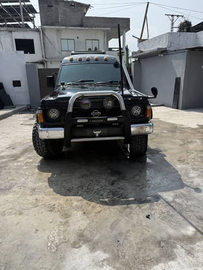 Nissan Patrol 1990