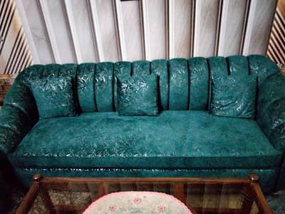 5 Seat Sofa in good condition