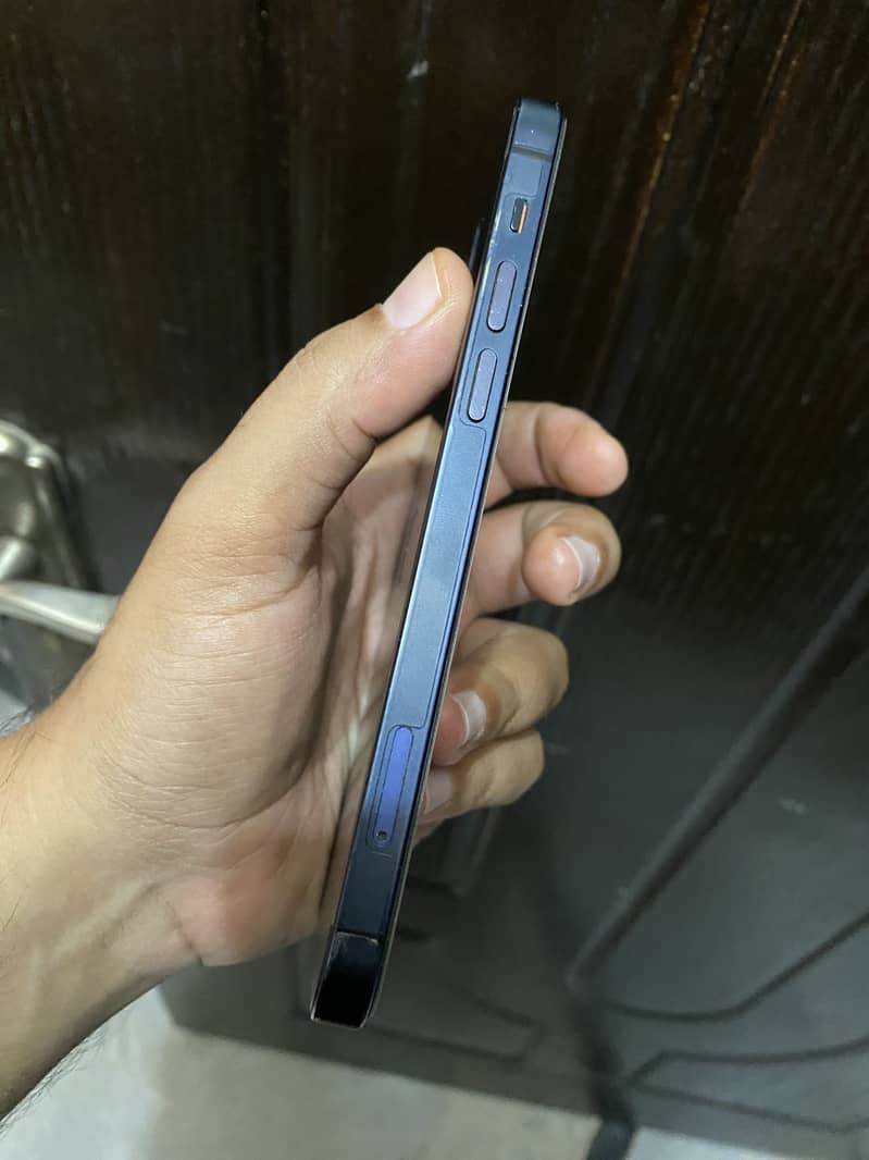 iPhone 12 Non PTA 2