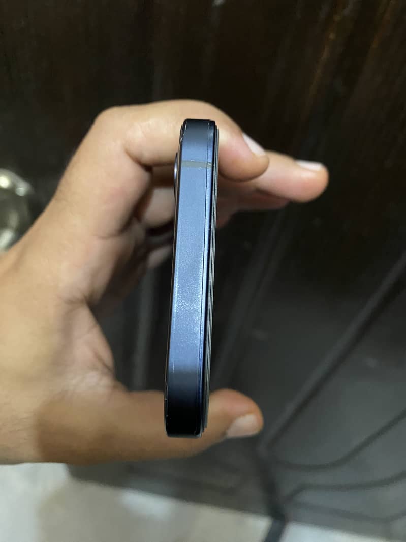 iPhone 12 Non PTA 5