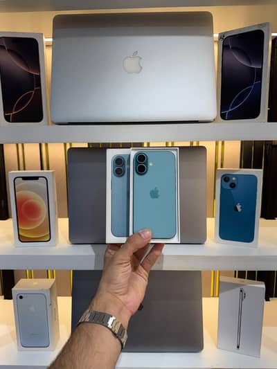 Apple iPhone 16