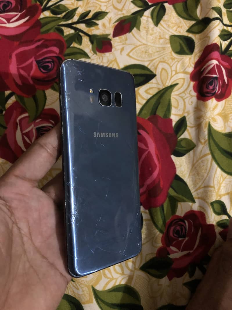 Samsung Mobile S8 1