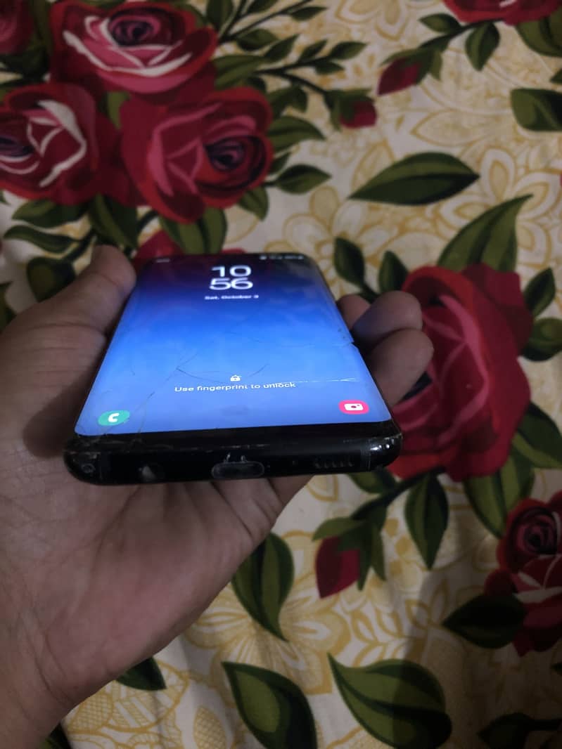 Samsung Mobile S8 4