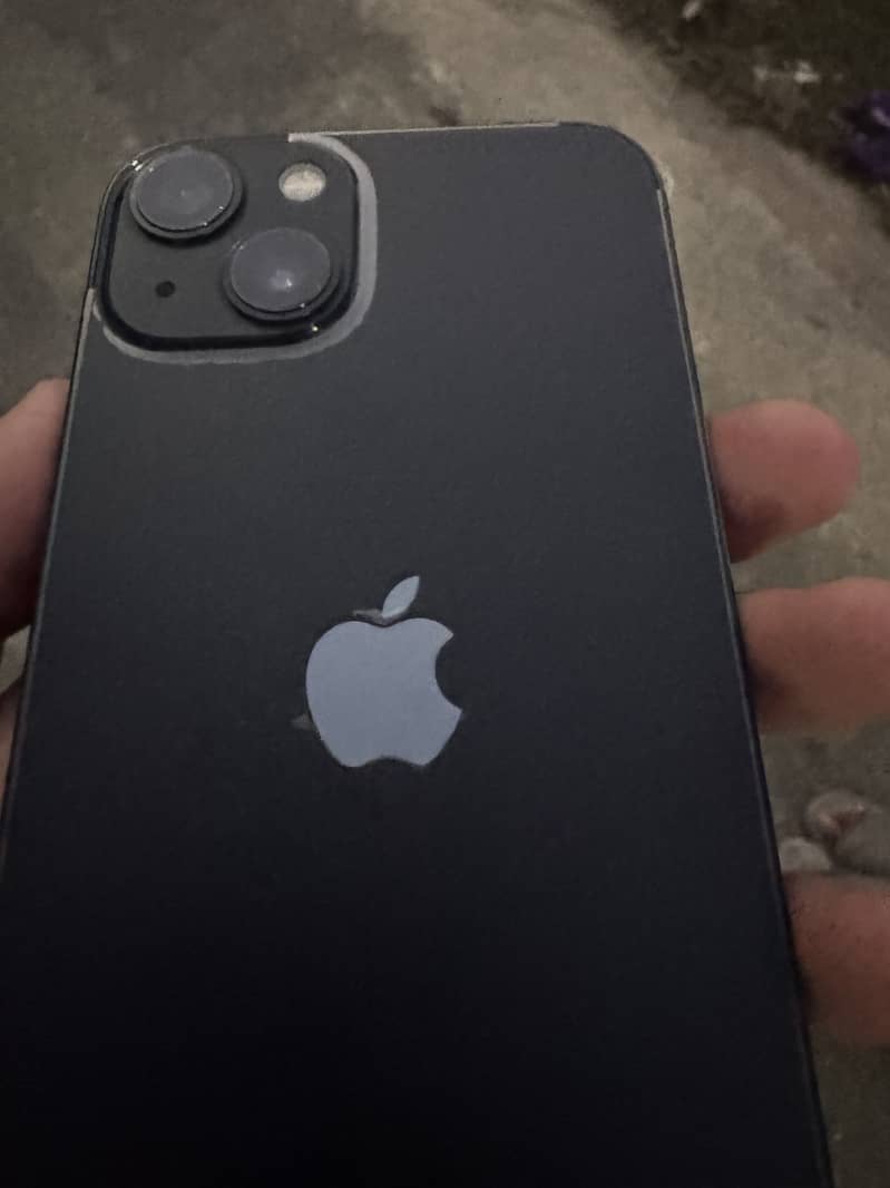 Apple iPhone 13 1