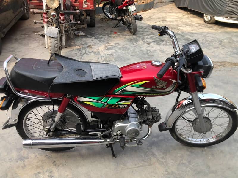 cd 70 2022 model 10/9 condition 10