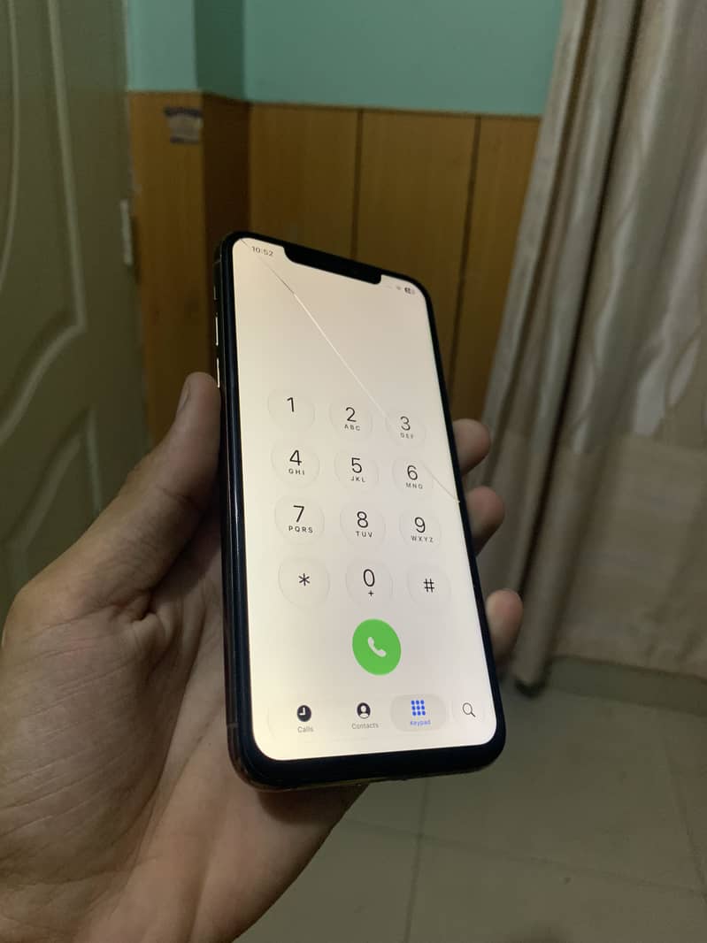 Apple iPhone 11 Pro Max 3