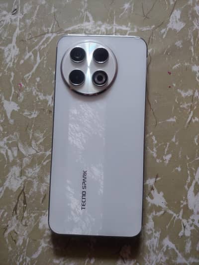 Tecno SPARK 30 Pro