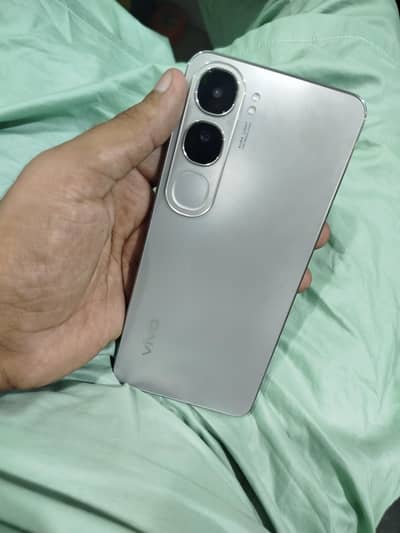 Vivo Y200