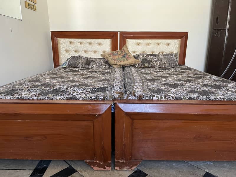 Single beds 0