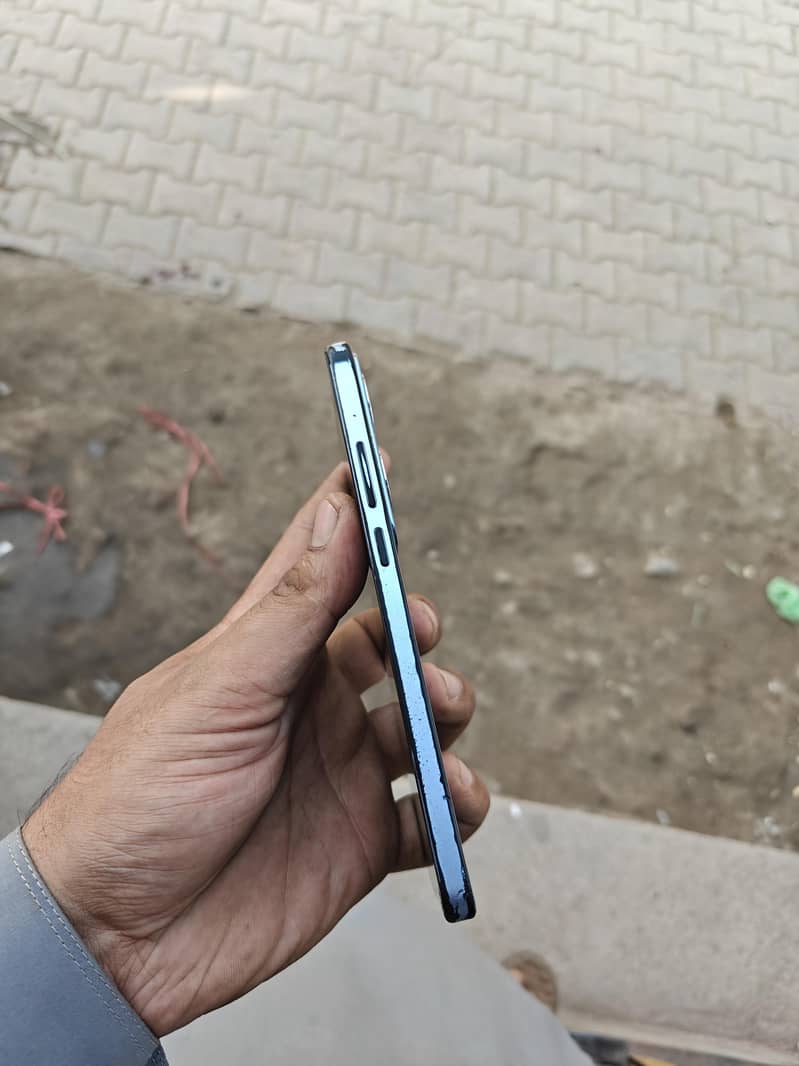 OPPO Reno 11F 1